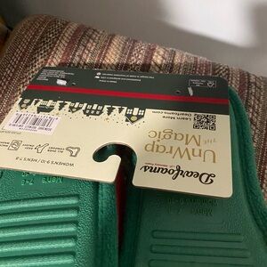Dearfoams Green Slippers